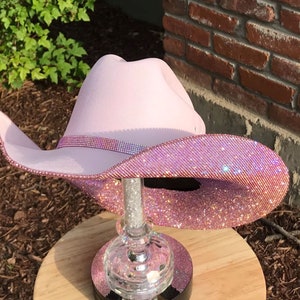 Pink Rhinestone Cowgirl Hat. Western Wedding. Country Concert. Space   Costume. Bridesmaids Outfits. Bachelorette Party.