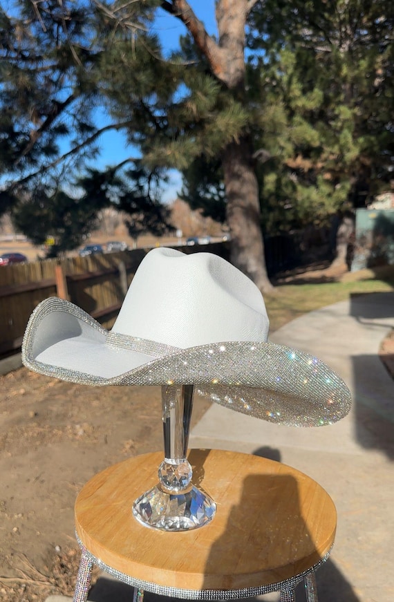 1563 Cowboy Hats For Women Wide Brim Rhinestone Cowgirl Hat 617ZLxtMdzL._AC_SY350_QL65_.jpg main image 3