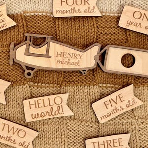 Accessoire photo vintage pour jalons d'un avion : nom gravé, statistiques de naissance