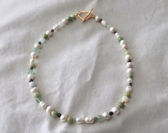 Green Gemstone and Pearl Choker |  Minimal Pearl Choker | Freshwater Pearl Necklace | Gift for Her