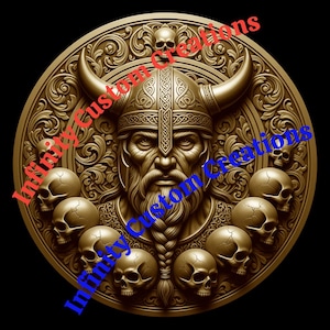 Puede incluir: Escultura en relieve dorada de un guerrero vikingo con casco con cuernos, larga barba y rodeado de calaveras. La imagen tiene el texto "Infinity Custom Creations" en rojo y azul.