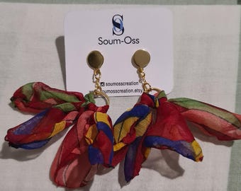 Boucles d'oreilles en voile de soie