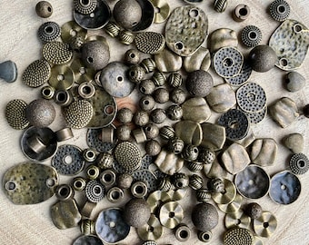 100 Metallperlen-Mix, Spacer, bronzefarben