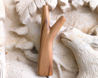Stehender Kuripe Selbstapplikator | Traditionelles Rapéh Werkzeug | Handgefertigt aus einem Stück Teak-Holz |
