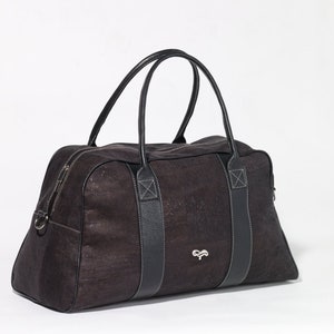 Kork Reisetasche aus Kork mit Leder, Fitness Sport Damen und Herren, Sporttasche mit Tragegurt "Mailand" klein in braun