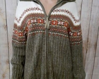 tiara international sweater