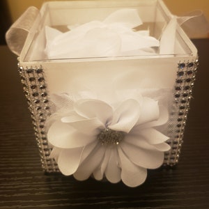 Acrylic flower girl baskets with white chiffon flower (perfect size for the little one&#39;s)