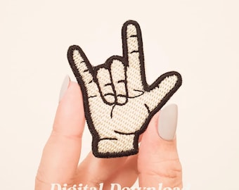 Diseño de bordado a mano en metal: Letrero "Te amo" (Descarga digital)