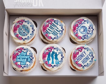 Cupcake a tema Regina Danzante Santorini, stile retrò discoteca, immagini commestibili, decorazioni per feste di compleanno mediterranee, tema isola greca ispirato agli anni '70 di Mamma Mia.