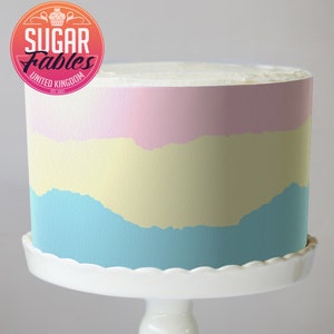Napoletano con bordi finti strappati, involucro di torta commestibile, immagine commestibile, foglio di glassa. Decorazione torta gelato.