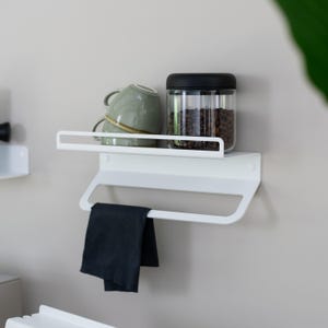 Barista wall shelf for cloths, milk jugs and coffee accessories from FLATE® image 4