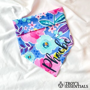 Personalized Flower Dog Bandana | Tie on Dog Bandana | Spring Flower Bandana | Girly Dog Bandana | Personalzied Bandana| Spring Dog Bandana