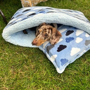 Dog Bed Clouds Snuggle Wrap Dog Beds - Calming Dog Bed Secure Cocoon, Improved Sleep, Durable Design