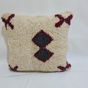 Almohada bereber, funda de almohada de alfombra marroquí vintage, fundas de cojín de lana bereber vintage, almohada boujaad, cojín bereber