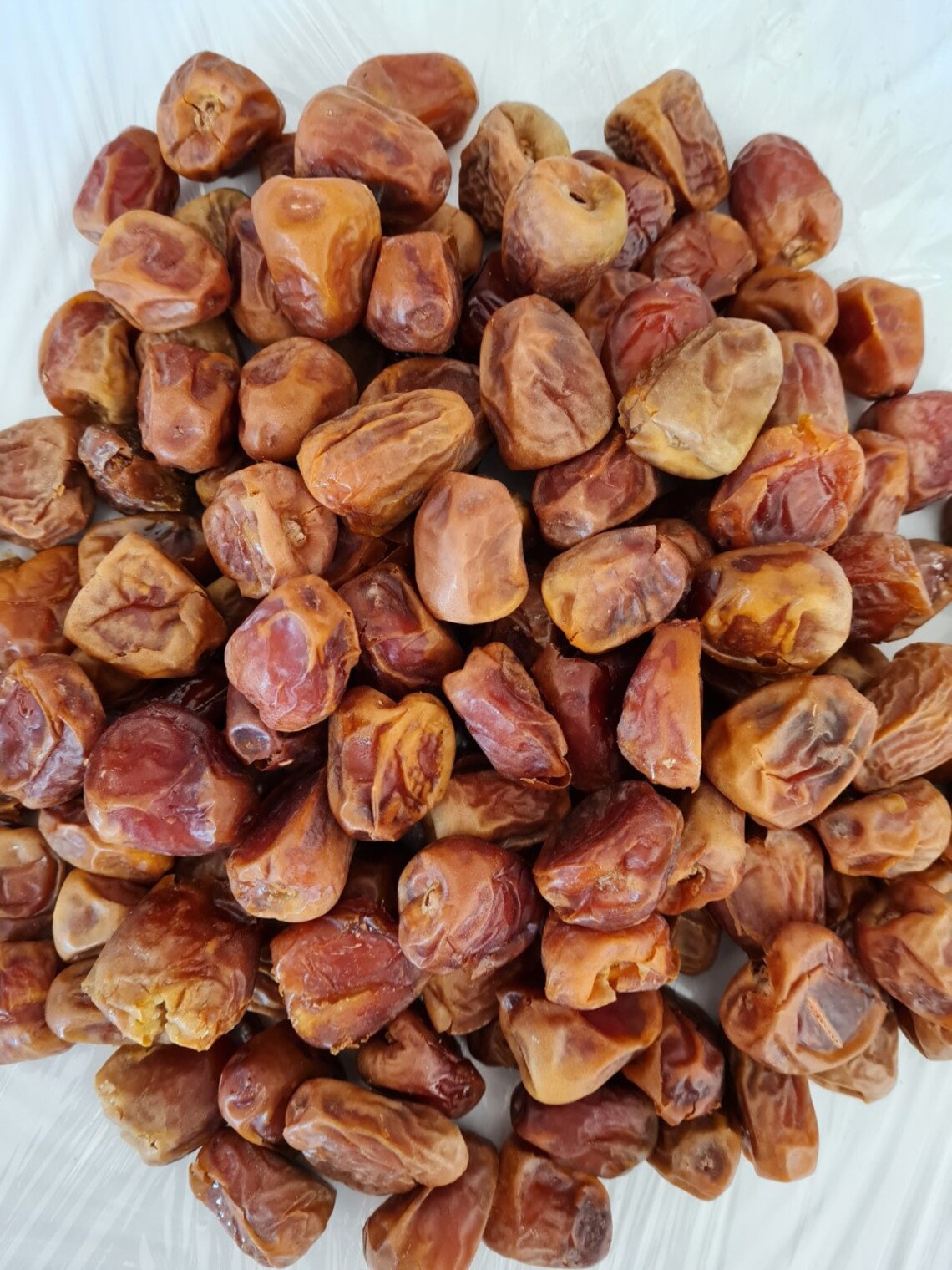 Sukkari dates from Madinah. A gift of taste for those who Etsy