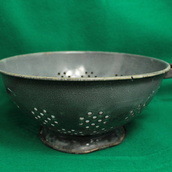 Vintage Enamelware Graniteware Gray Mottled Large Colander Strainer