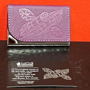 Porte-cartes de visite autochtone — tout neuf 4 x 2 po. — conçu par un artiste canadien — excellent cadeau — avec boîte