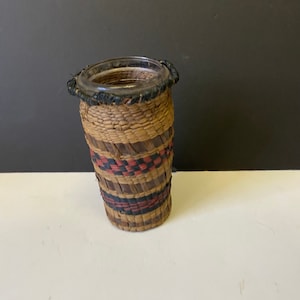 best of the best 6 by 3 inch Indigenous cedar bark wrapped glass vase — First Nations art — wow — Museum quality — wow