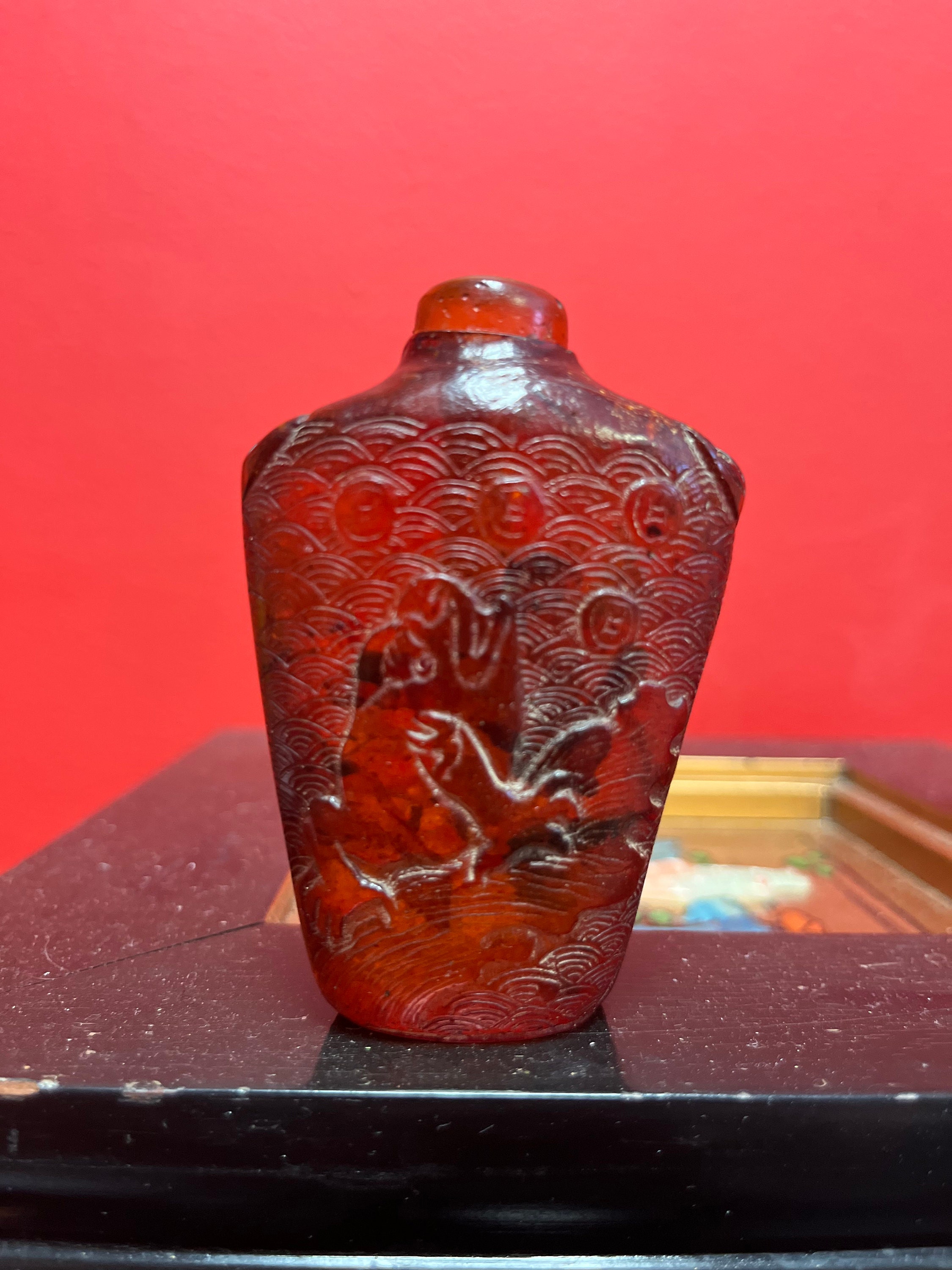 Elaborate Chinese Handwork Artificial Amber Resin Exquisite