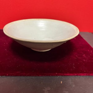 7.25 inch long, museum quality antique Chinese song dynasty bowl.