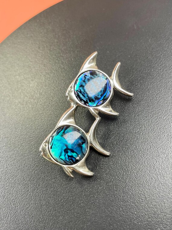 Cute Untested Silver Fish brooch - image 5