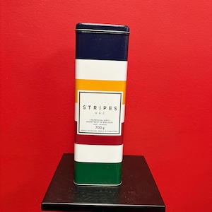 Beautiful 10.5 inch Hudson Bay Company liquorice tin— nice condition— collectable- 2 available — HBC Canada- great decoration