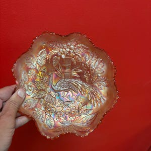 Lovely antique 9 inch wide carnival glass peacock at the fountain bowl with ruffle edges - great value and perfect condition- B