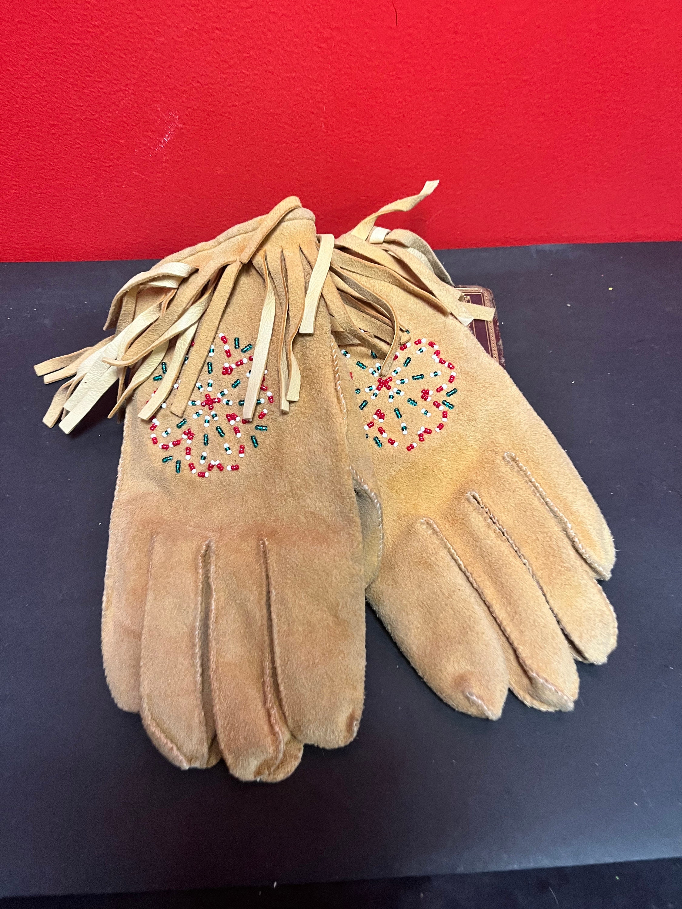 Lovely Antique 10 Inch Leather and Beaded Gloves Indigenous First Nations Pacific Northwest Coast Nice Condition Etsy UK