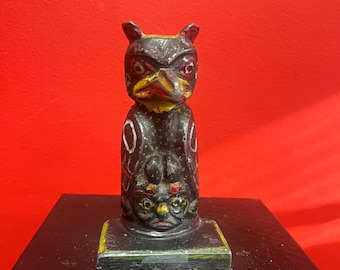 ⓵石材製トーテムポール風彫刻像 約200センチ