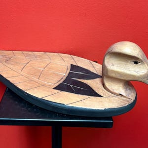 Beautiful indigenous Pacific Northwest Coast first Nations Frank and Dora Frenchie cedar duck — Vancouver Island - 16 inches