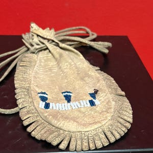 Beautiful antique beaded and leather 18 inch long indigenous first nation pacific  West Coast medicine bag— slight damage