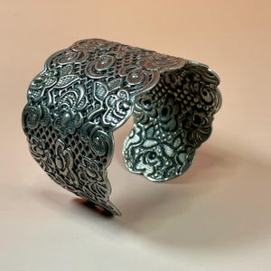2.5 inch Detailed Metal Large cuff bracelet