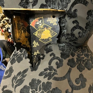 13 Zoll großes japanisches handbemaltes, Lackantikes Regal