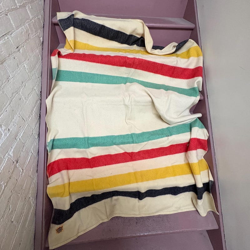 Canada's Hudson's Bay Has Survived 355 Years. Now The Store Is In - Foto 5