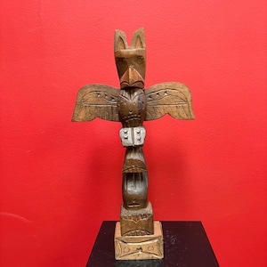 Beautiful indigenous first nation Pacific Northwest Coast signed totem with wings — 13 x 7” wide— nice  detail and great detail