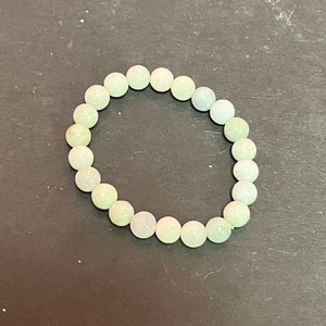 Joli chinois extensible de 3 pouces. Bracelet de jade. Parfait pour les petits poignets. - belle couleur