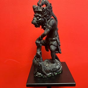 Exceptional Hindu statue of HANUMAN — intense detail and carving — 13 inches tall with wonderful imagery — wow