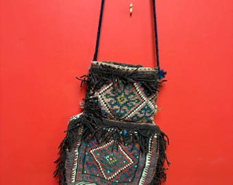 アンティークのペルシャ絨毯バッグ アンティークのペルシャ絨毯バッグ 楽天市場】ペルシャ 絨毯（バッグ