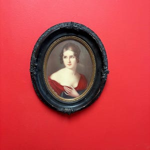Beautiful antique print of  HELENE BONAPARTE - approx 13 x  11“ wide — great condition — really stunning — looks like original painting