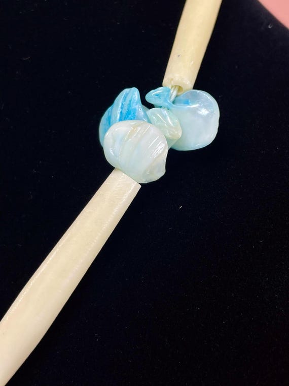 Colourful 22 inch Shell Necklace - image 5