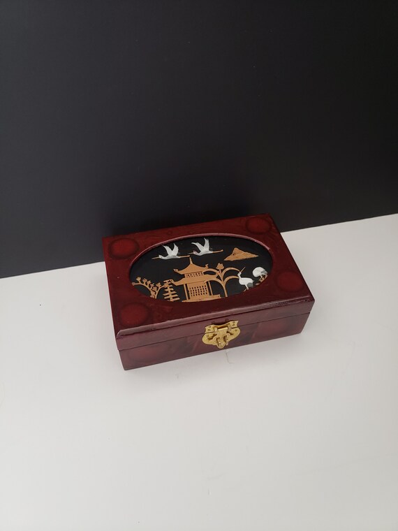 Chinese lacquer jewelry box clearance