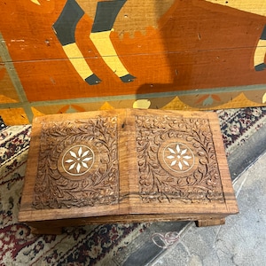Lovely Indian 10 x 5 x 3 inch  high wooden box — Classic and beautiful