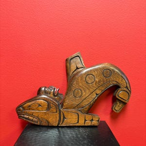 High-quality 15 x 4” indigenous first nation Pacific Northwest Coast signed  Stan Hunt killer whale transformation plaque— needs hanger -RS