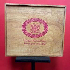 Hudson Bay Company HBC beautiful fine food box — great for storage or decoration — 14 x 12 x 5” high — great piece of Canadian history — wow