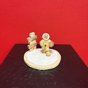 Beautiful Canadian indigenous Inuit signed clay statue of Eskimo and Inukshuk— handmade — approx 3”  high — perfect condition — great gift