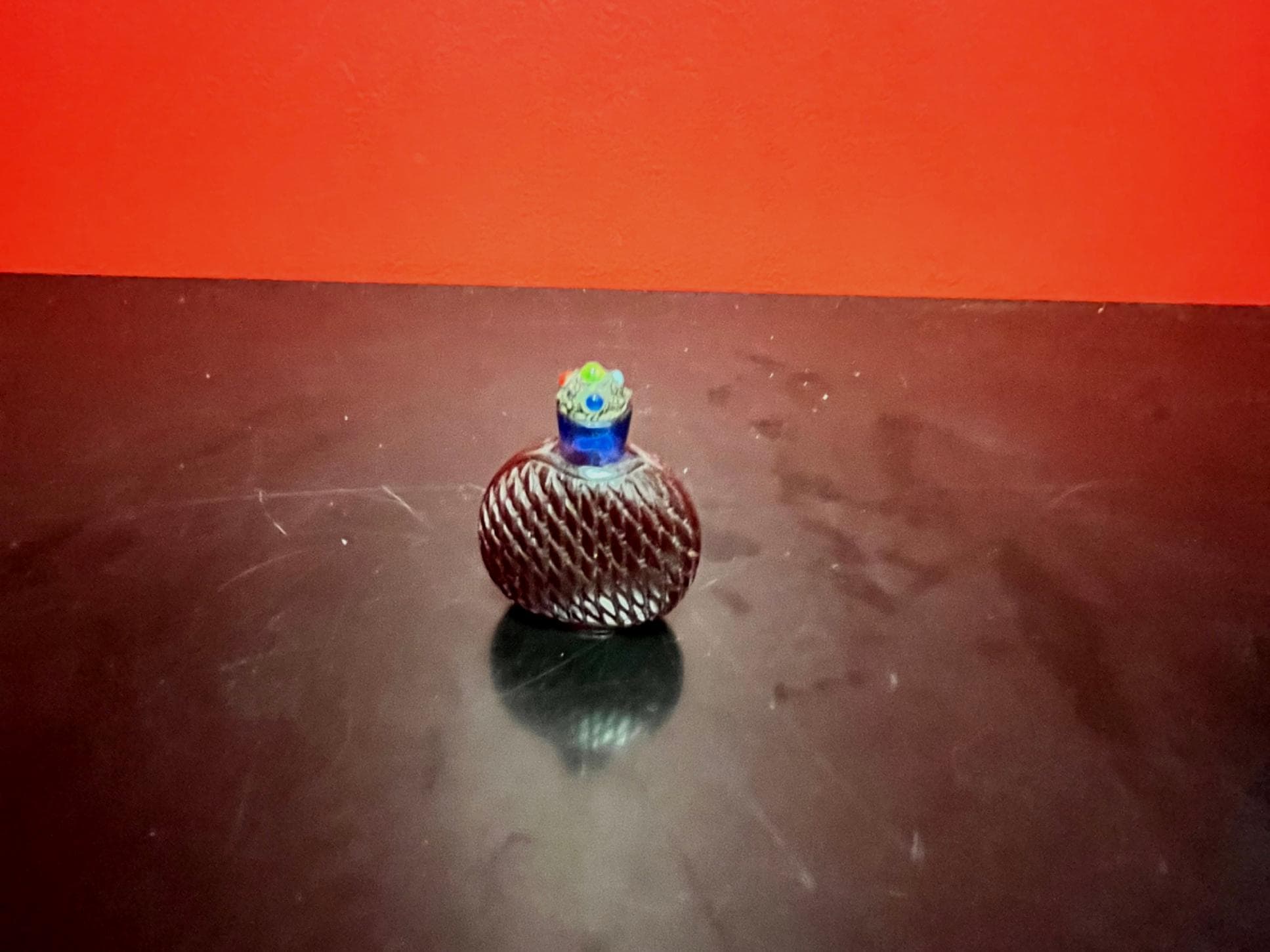 驚くほど希少な中国製北京ガラスのアンティーク嗅ぎタバコ瓶。状態は