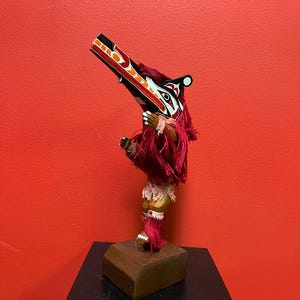 Stunning 10 1/2 inch tall indigenous first nation Pacific Northwest Coast HAMATSA HOK HOK dancing figure — beautiful detail and quality -