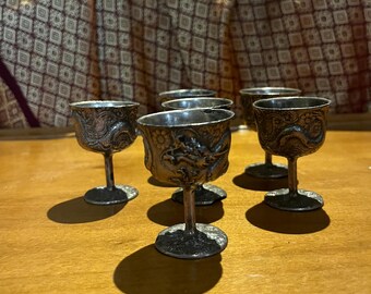 ヴィンテージ シルバー メッキ 東洋風ドラゴン デザイン マグカップ