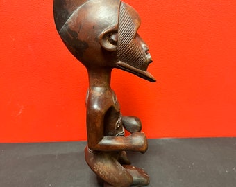 高さ15インチの博物館級のアンティーク19世紀のパプアニューギニアの