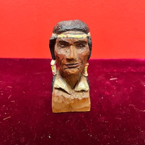 4 inch stunning small primitive Indigenous First Nations antique bust of an Indian — well carved beauty -